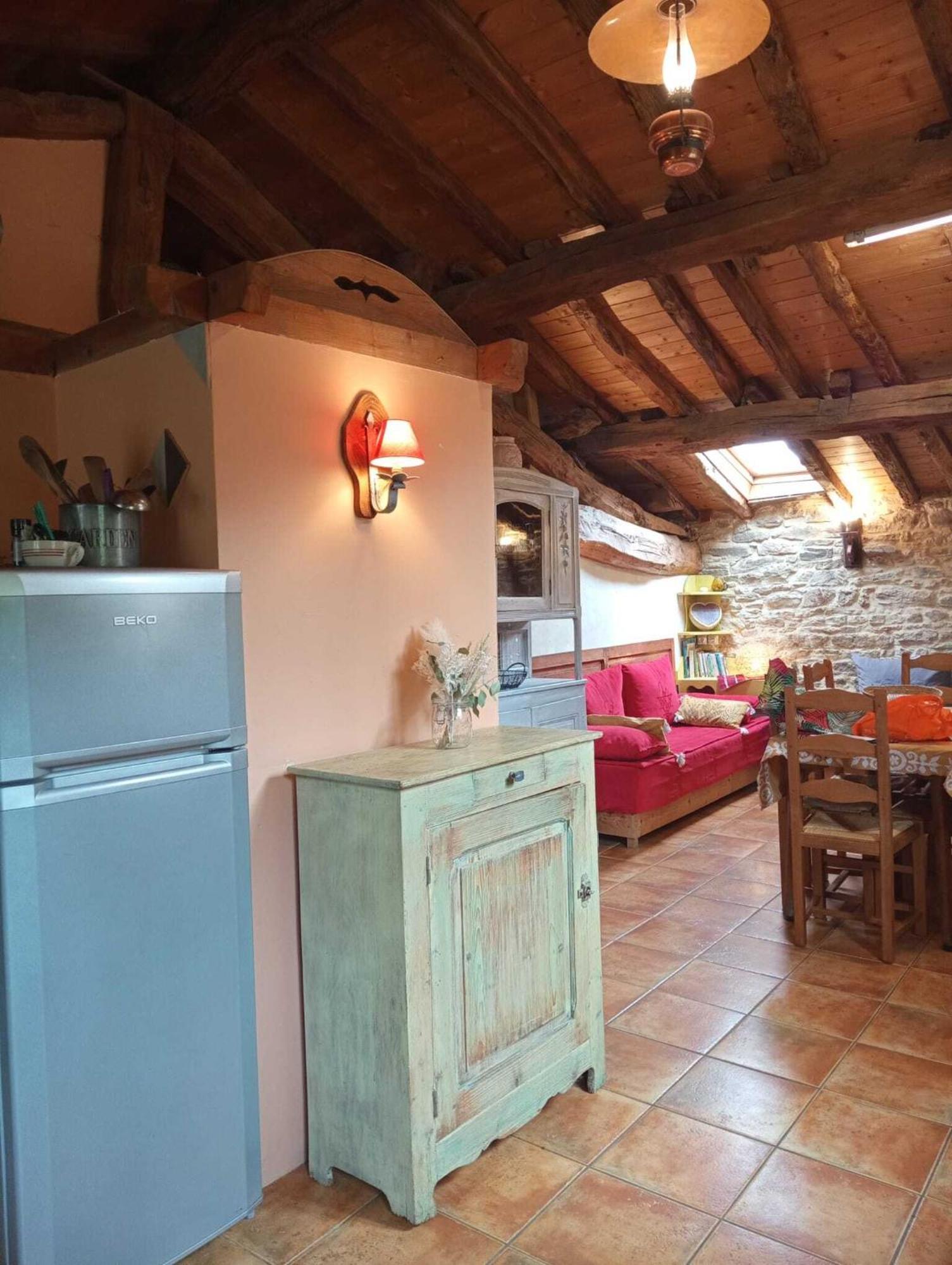 Gites Des Esselards Yzeron Exterior foto